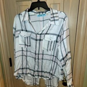 Dina Be plaid pearl button shirt Misses Sz L Preppy
